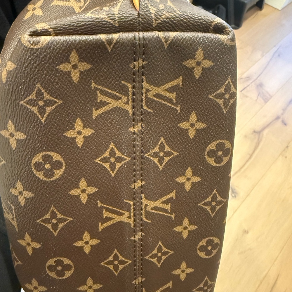 LAST CHANCE- Louis Vuitton Monogram Turenne PM - Picture 17 of 17